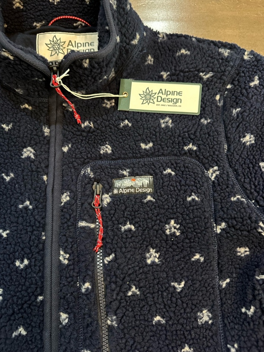 Alpine Design Navy Patterned Sherpa Jacket with Subtle Light Pattern - Picture 4 of 14